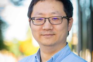 Portrait of Juncheng Yang.